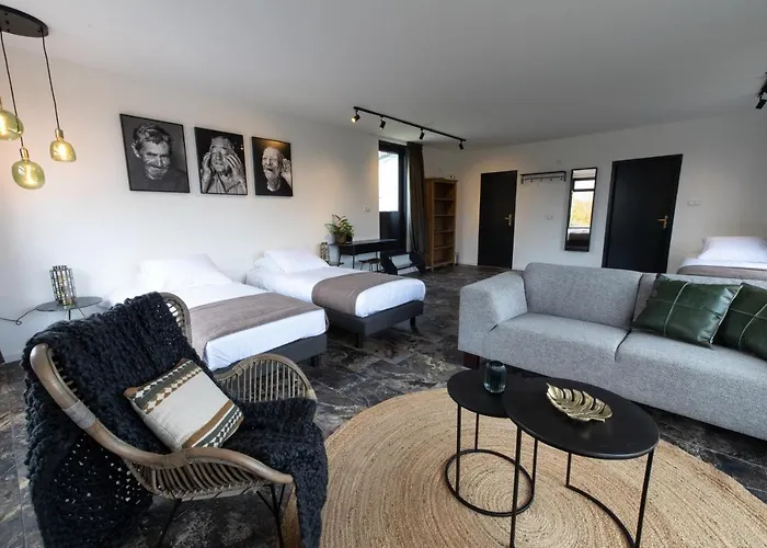 雷利餐馆及酒店 酒店 Oude-Tonge