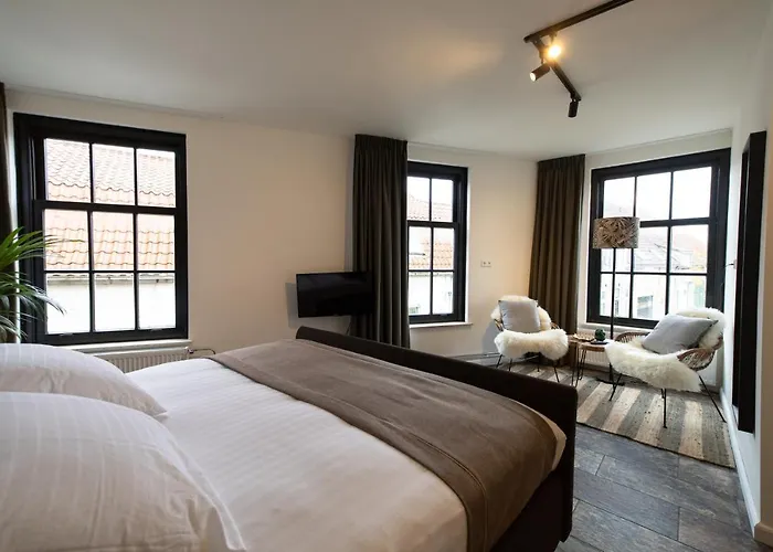 雷利餐馆及酒店 酒店