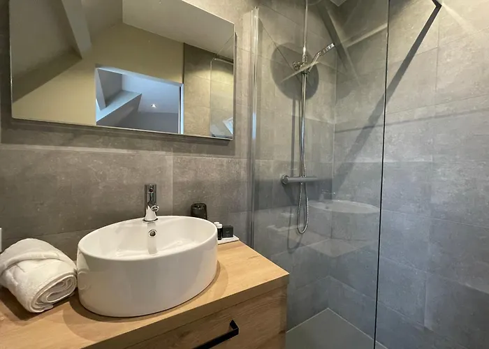 雷利餐馆及酒店 酒店