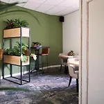 Hotel-restaurant 